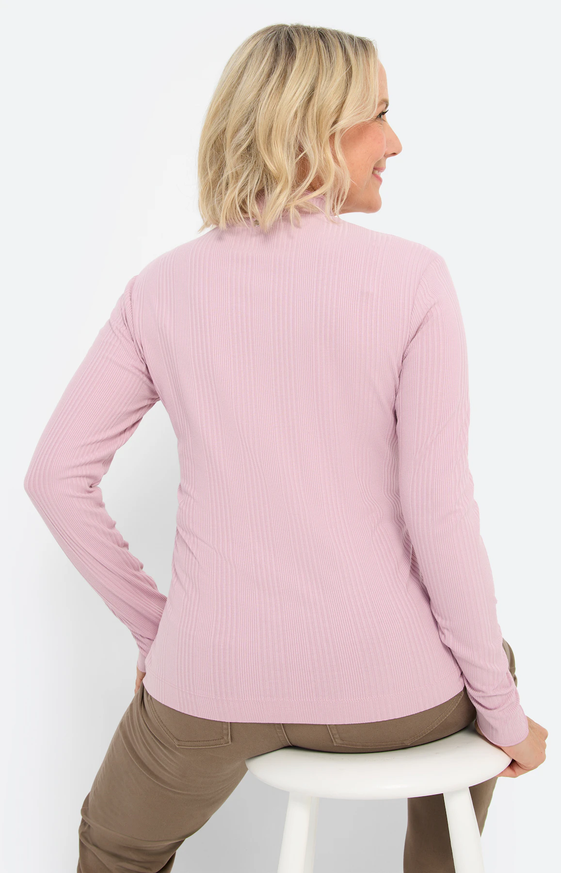 Shirt met rucheranden, lichtpink